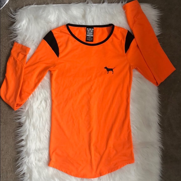 Pink shirt - Picture 1 of 1